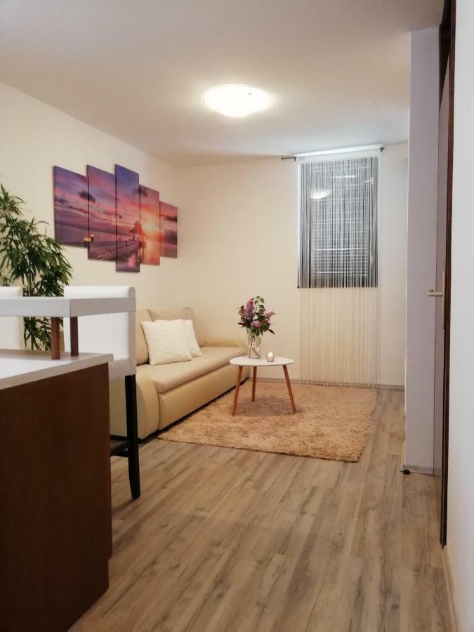 Nokturno Apartment, Self Check-In Porec Ngoại thất bức ảnh